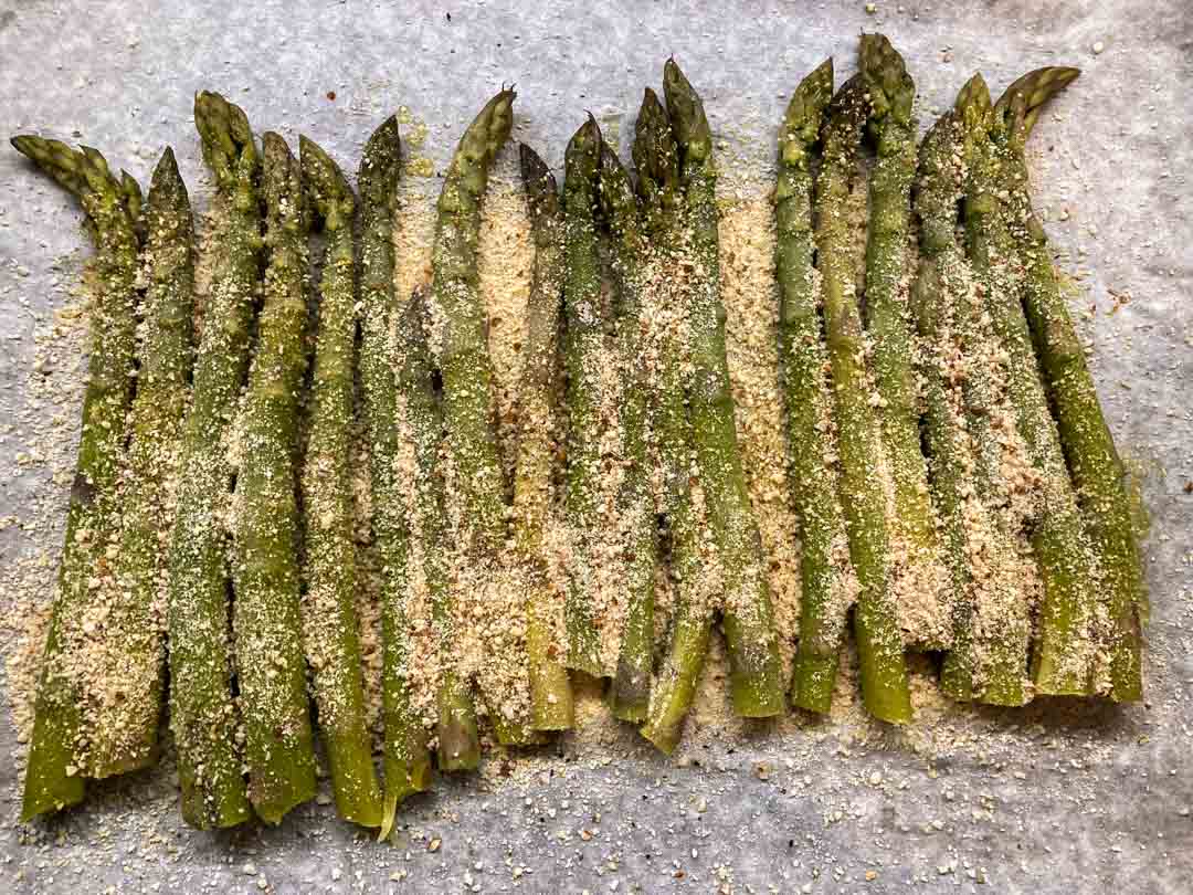 preparazione degli asparagi gratinati